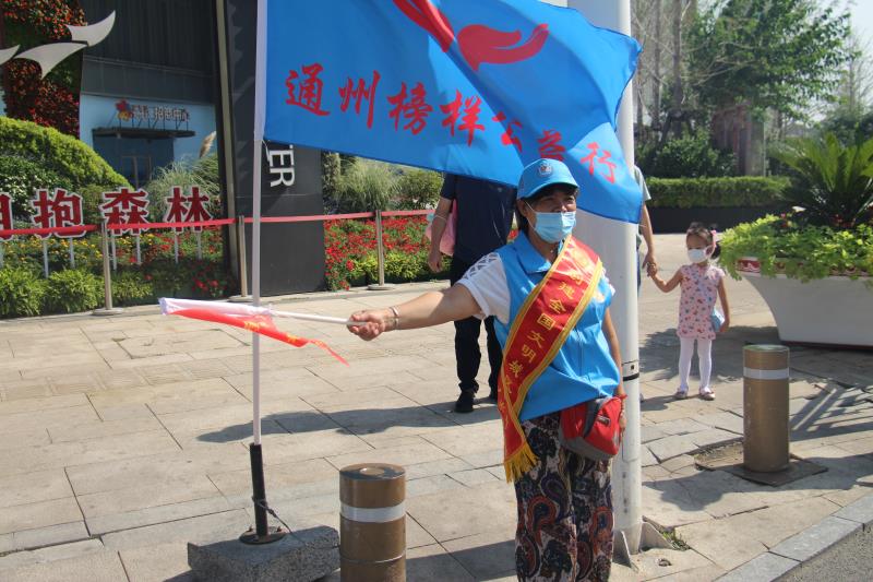 <strong>被大鸡巴插逼视频</strong>